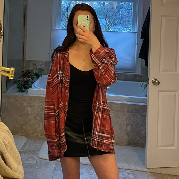 American Eagle Super Soft Flannel - Picture 2 of 5